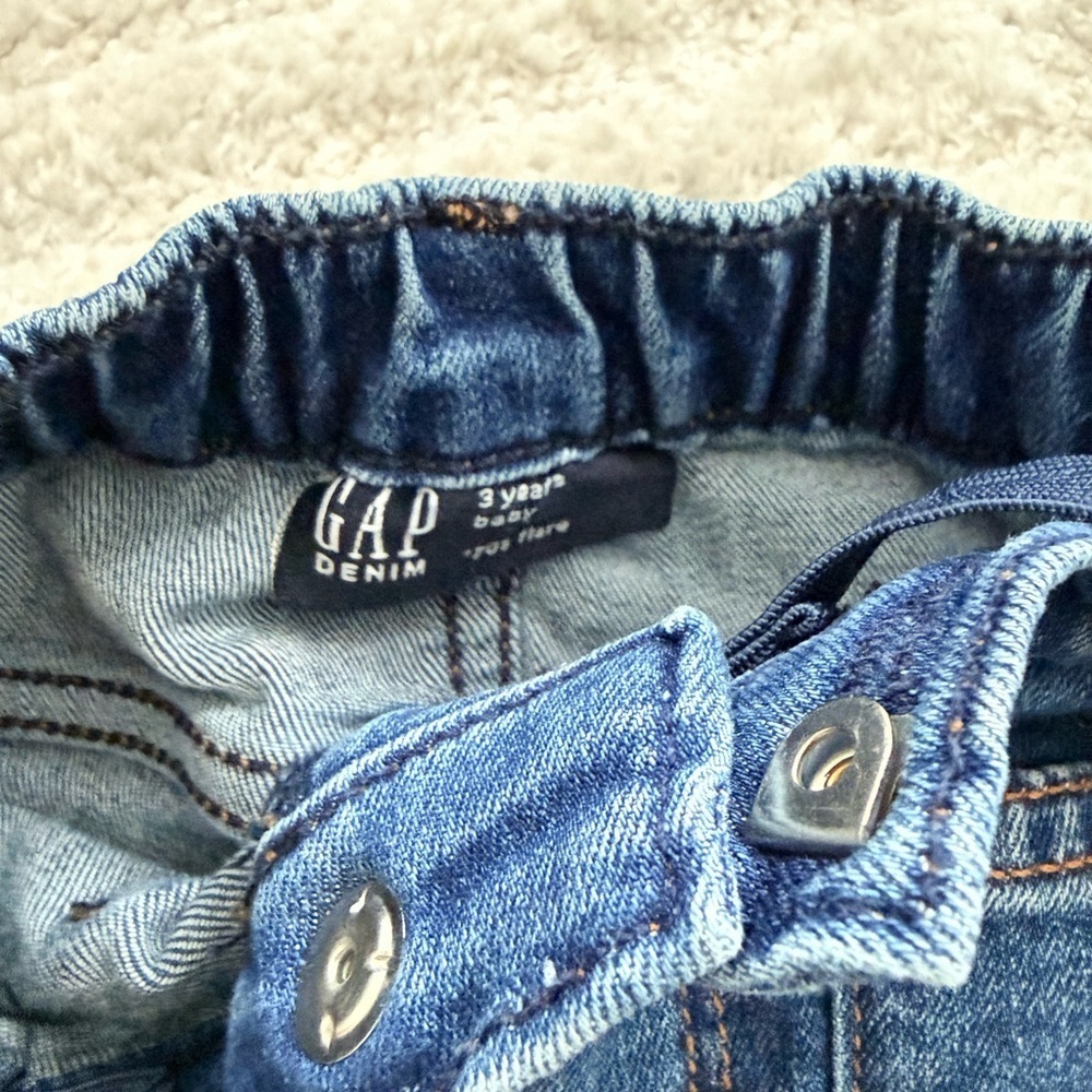 NWOT - Baby Gap Toddler Girl’s Sailor Flare Jeans - Size 3T - Picture 4 of 4